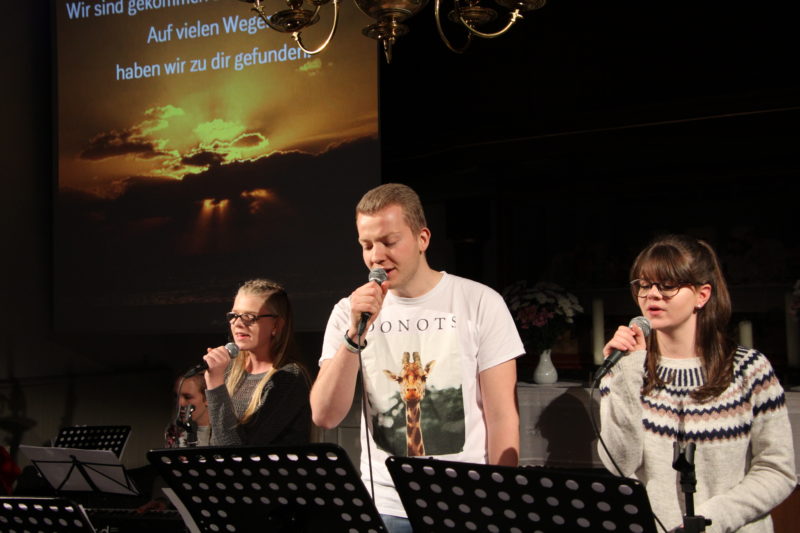 Jugendgottesdienst "Die Zeit ist reif"